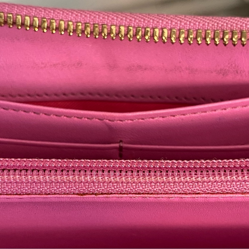 MCM Multi Color Wallet - Picture 15 of 16
